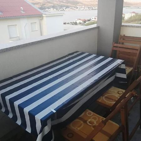 Ferienwohnung Apartman Dora Pag Town Exterior foto
